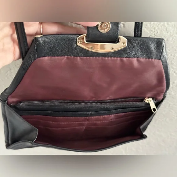 Kooba Soft Black Leather Elegant Black Cross Body Bag - Picture 6 of 8